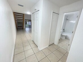 2759 Hunt Club Ln in Orlando, FL - Building Photo - Building Photo