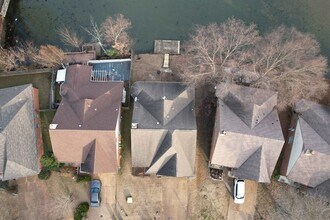 2256 Lake Springs Ln in Memphis, TN - Building Photo - Building Photo