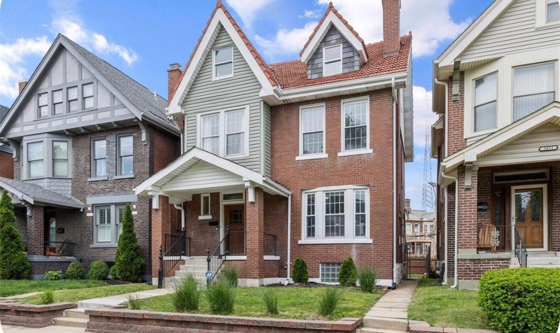5855 De Giverville Ave in St. Louis, MO - Building Photo