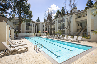 Stoneridge in Pleasanton, CA - Foto de edificio - Building Photo