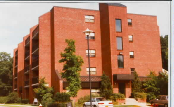 Ardemore At Wellesley in Wellesley, MA - Building Photo - Building Photo