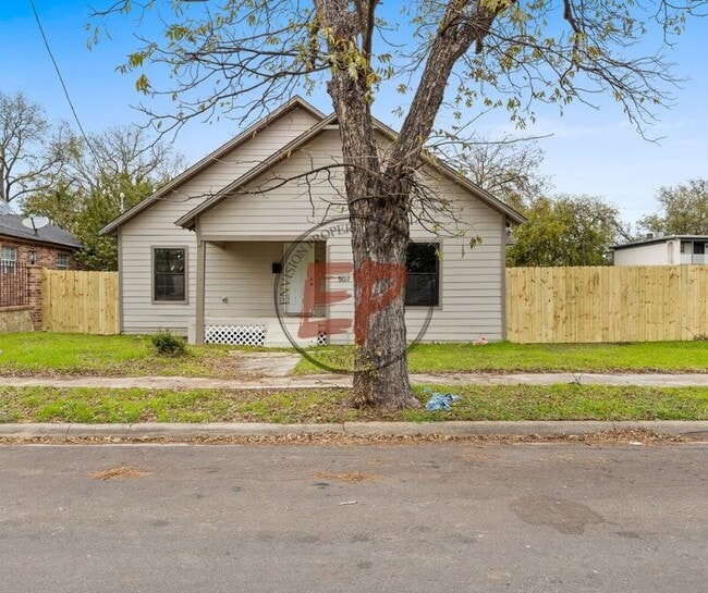 property at 507 Harbour Ave