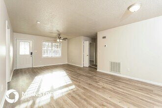 19 Grace Dr in Thomasville, NC - Building Photo - Building Photo