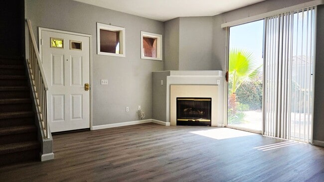 19 Anacapa Ct in Lake Forest, CA - Building Photo - Building Photo