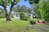 174 NE 107th St in Miami Shores, FL - Building Photo - Building Photo