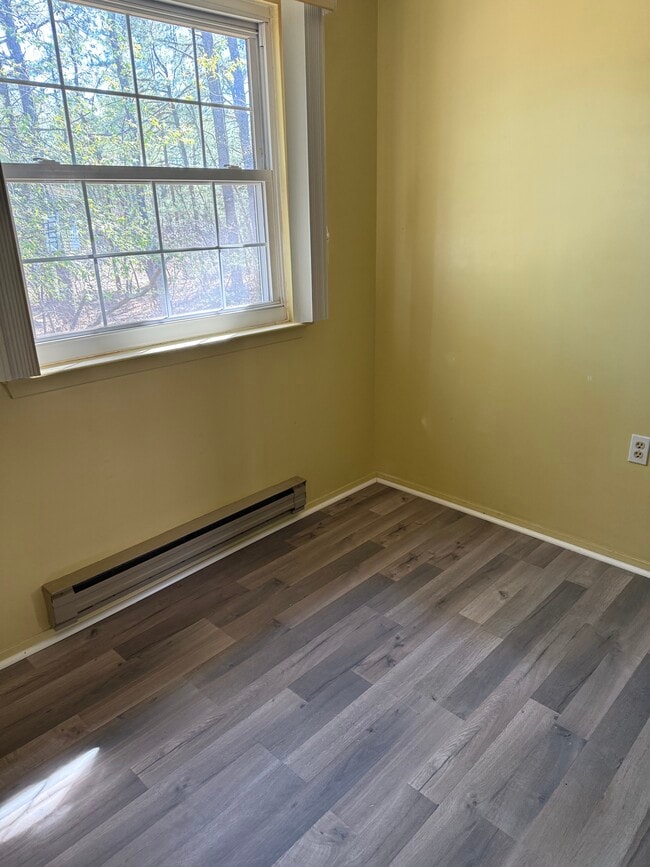 31C Medford Rd, Unit Single Room in Whiting, NJ - Foto de edificio - Building Photo