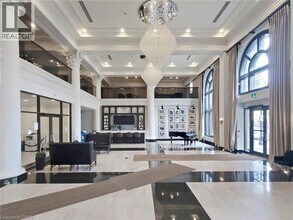 112 King St E in Hamilton, ON - Building Photo - Building Photo