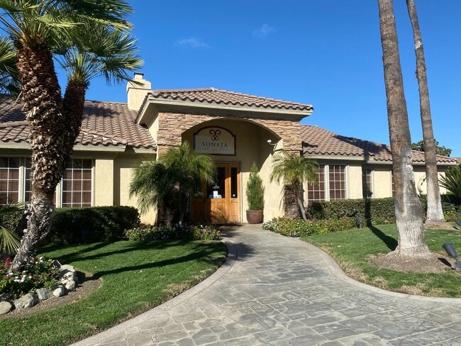 375 Central Ave in Riverside, CA - Building Photo - Building Photo