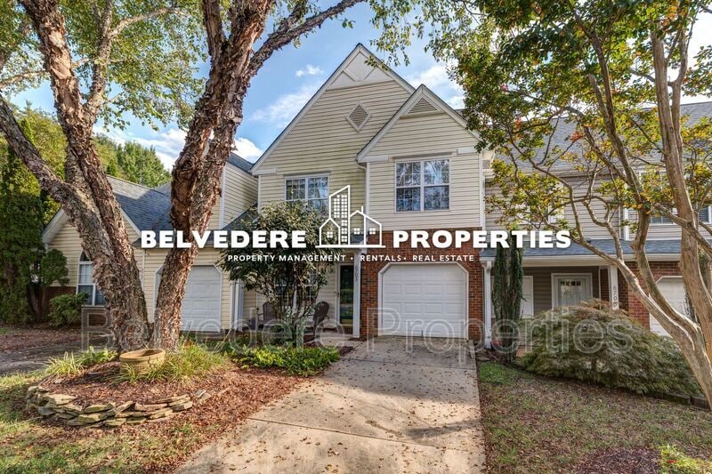 6703 Daniel Pierce Dr in Greensboro, NC - Building Photo