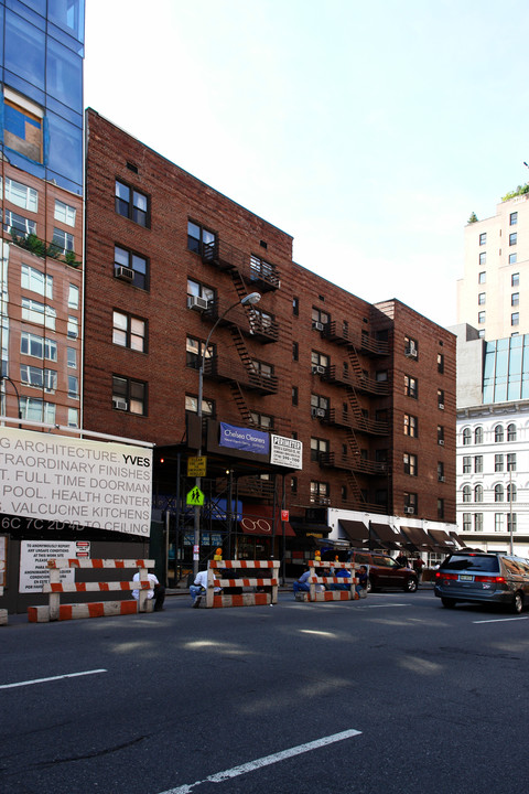 119-125 7th Ave in New York, NY - Building Photo