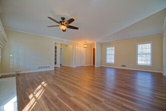 1317 Witham Dr in Dunwoody, GA - Building Photo - Building Photo