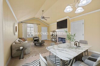 1204 S C Ct in Rogers, AR - Building Photo - Building Photo