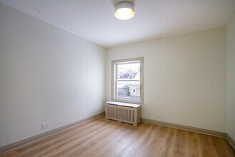 129 W Stimmel St in West Chicago, IL - Building Photo - Building Photo