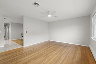 763 6th St in Secaucus, NJ - Building Photo - Building Photo