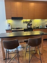 25 Washington St, Unit 332 in Brooklyn, NY - Building Photo - Building Photo