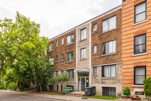 3960 Clark Rue in Montréal, QC - Building Photo