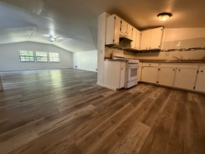 6104 Pisgah Rd SW in Mableton, GA - Building Photo - Building Photo