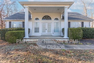 175 Station Dr in Waverly, TN - Building Photo - Building Photo