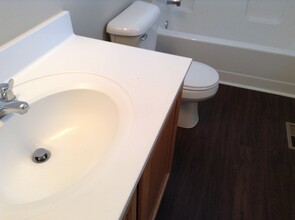 5323 Rivers Edge Blvd in Dayton, OH - Building Photo - Building Photo