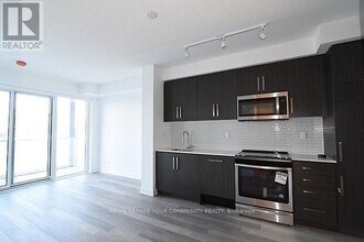 5180-5180 Yonge St in Toronto, ON - Building Photo - Building Photo
