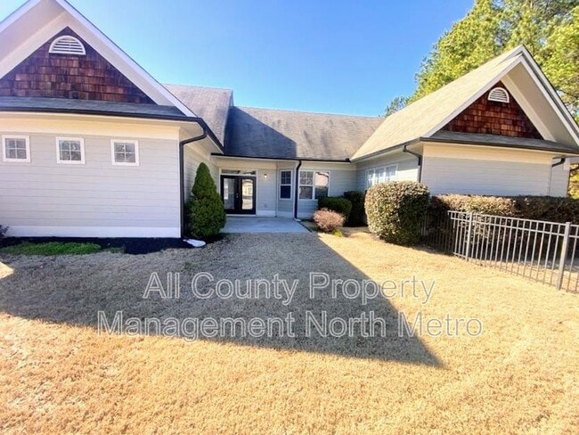 302 Garden Cir in Canton, GA - Building Photo - Building Photo