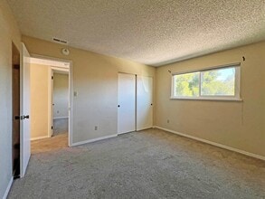 146 Gibson St, Unit 4 in Ukiah, CA - Building Photo - Building Photo