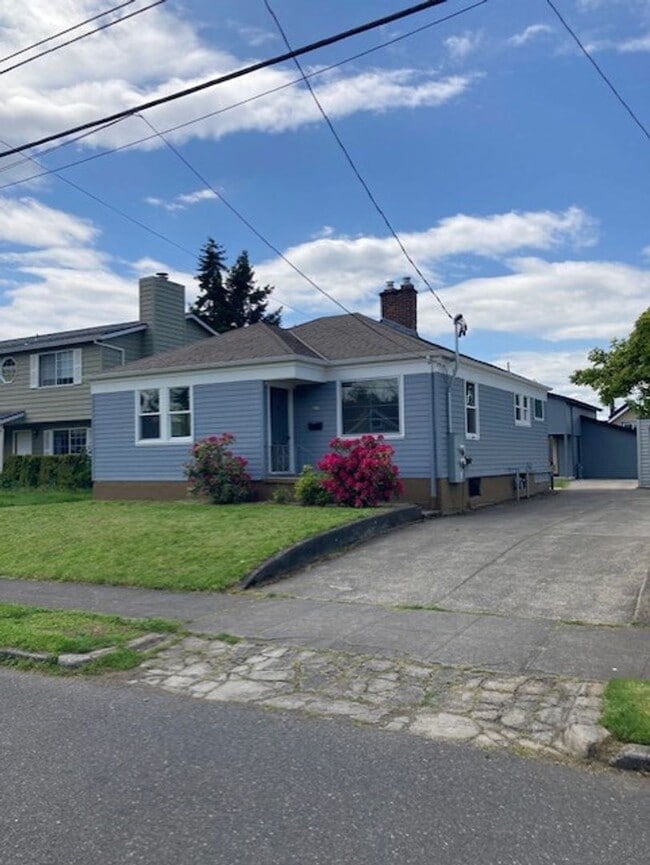property at 847 NE 53rd Ave