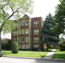 8225 S Calumet Ave Apartments