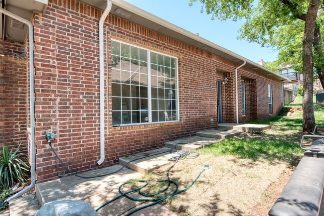 property at 1629 Tenbears Rd