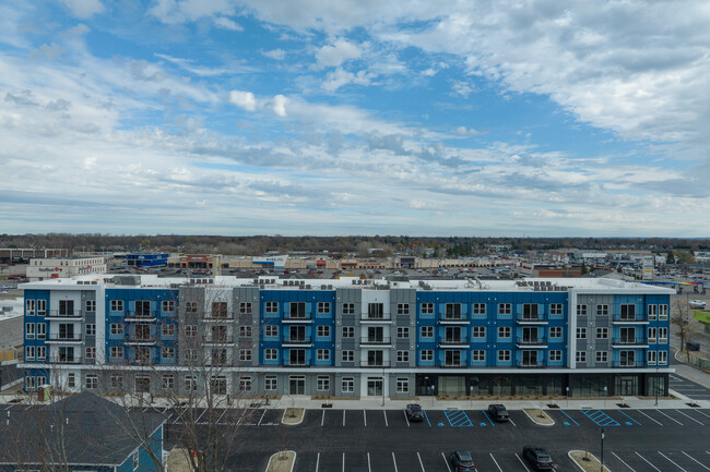 The Pointe in Williamsville, NY - Building Photo - Building Photo