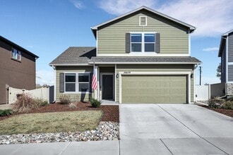 10659 Traders Pkwy in Fountain, CO - Building Photo - Building Photo