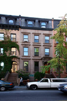 39 7th Ave Apartments