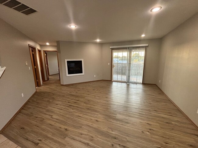 property at 4317-4319 Morgan Ct