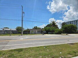 11800 SW 216th St in Miami, FL - Building Photo