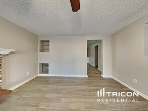 446 Michele Way in Sparks, NV - Building Photo - Building Photo