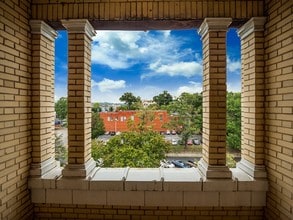 Fountain Plaza - Hogshead Apartments in Chattanooga, TN - Building Photo - Building Photo