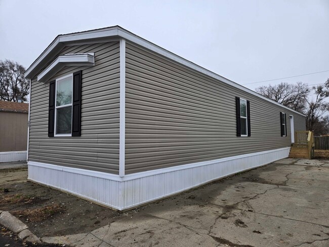 3510 N 9th St in Carter Lake, IA - Building Photo - Building Photo