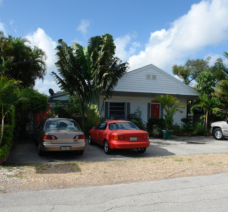 904 SE 14th St in Fort Lauderdale, FL - Building Photo