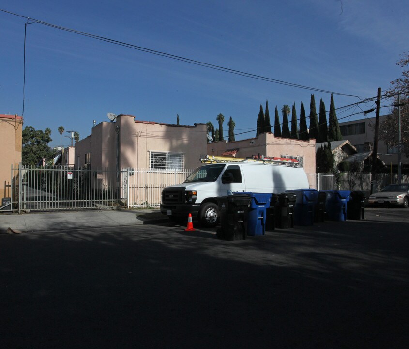 5217-5221 De Longpre Ave in Los Angeles, CA - Building Photo