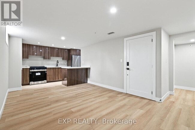 property at 263 Anne St N