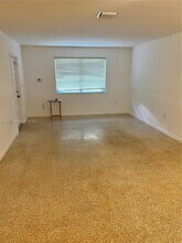 10820 SW 78th Ave in Miami, FL - Building Photo - Building Photo