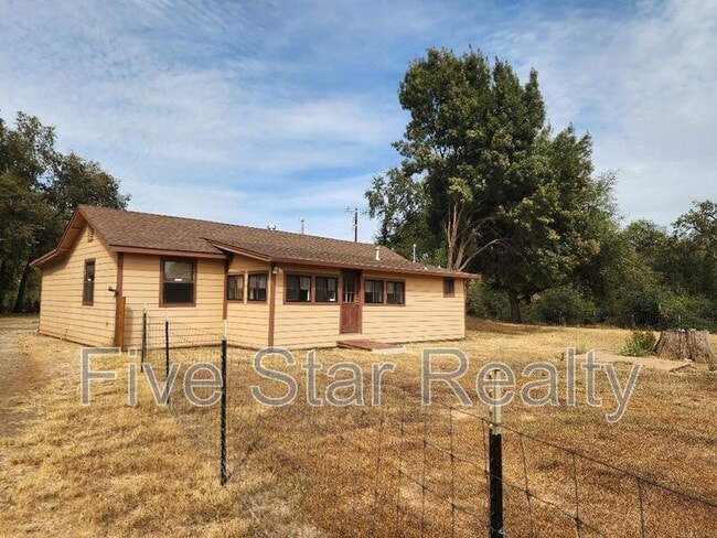 property at 10315 Peoria Rd