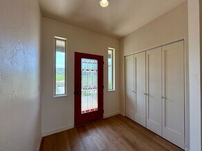 2660 Tozer Rd in Ellensburg, WA - Building Photo - Building Photo