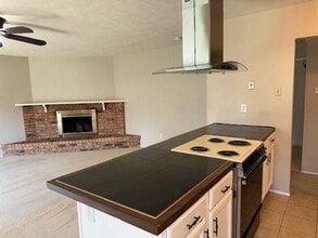 5112 Runyon Dr in The Colony, TX - Foto de edificio - Building Photo