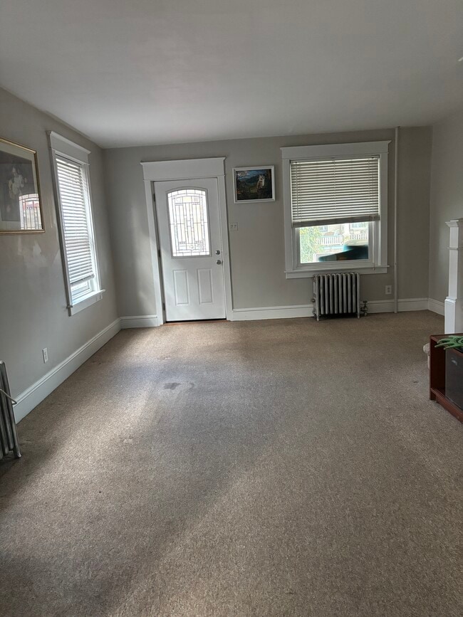 134 E Main St in Pottstown, PA - Building Photo - Building Photo