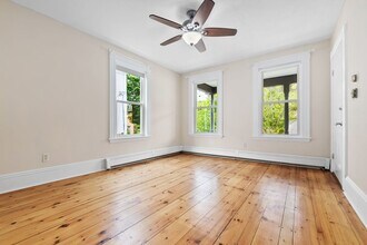 17 Lothrop St in Beverly, MA - Building Photo - Building Photo
