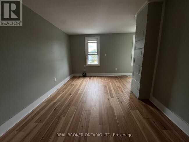 2 Norfolk County Rd in Norfolk, ON - Building Photo - Building Photo