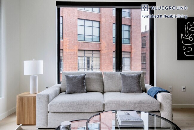 35 W 2nd St in Boston, MA - Building Photo - Building Photo