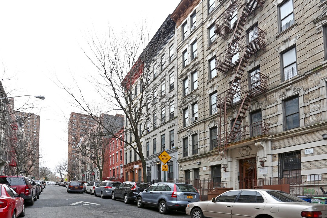 544 W 156th St in New York, NY - Building Photo