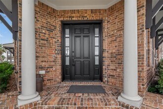 722 Imperial Blvd in Sugar Land, TX - Foto de edificio - Building Photo